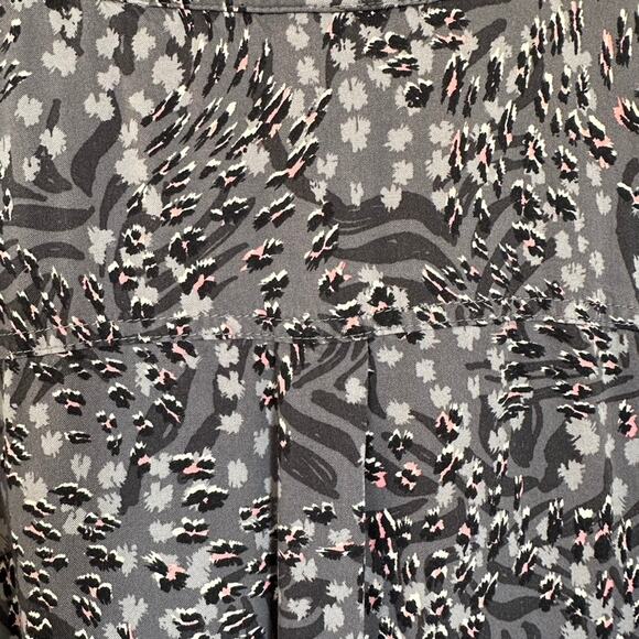 Torrid Harper Women's 2X Animal Print V-Neck Popover Blouse 3/4 Roll Tab Sleeves - Picture 7 of 10